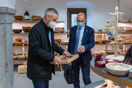 Vlada RS na obisku v Ribnici